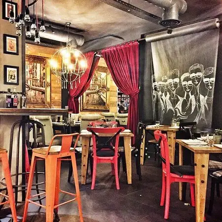 Barista Plus Cafe & Restaurant & Bar'nin yemek ve ambiyans fotoğrafları 20