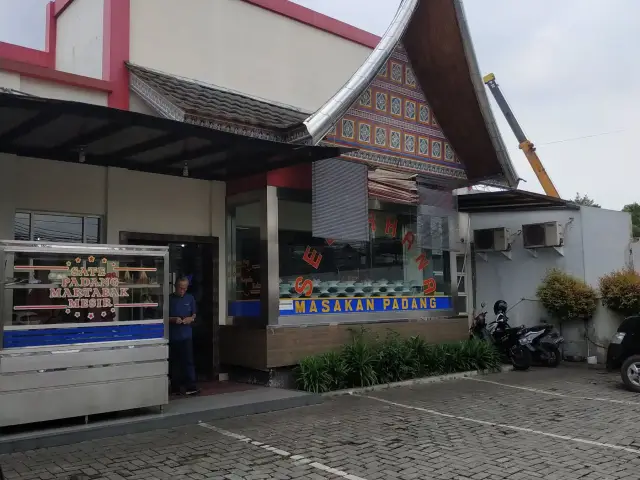 Gambar Makanan Restoran Sederhana 4