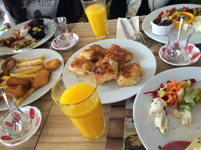 Sungur Bey Cafe'nin yemek ve ambiyans fotoğrafları 11