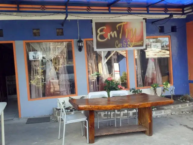 Gambar Makanan Emtry Cafe and Restaurant 2