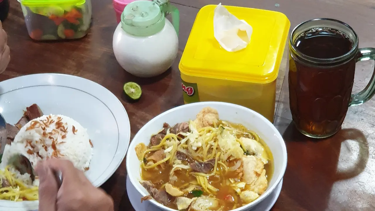 Soto Mie Srengseng