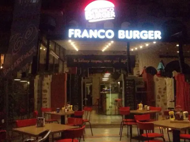 Franco Burger'nin yemek ve ambiyans fotoğrafları 1
