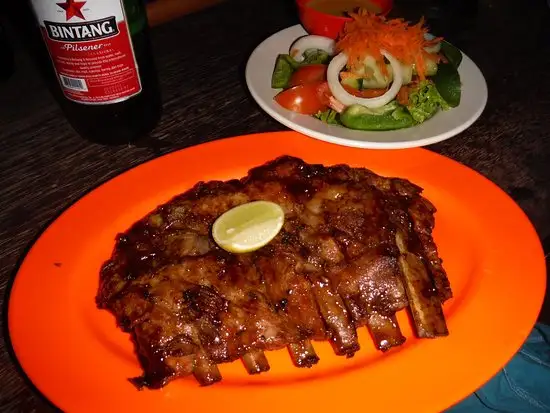 Gambar Makanan Naughty Nuri's Warung and Grill 15