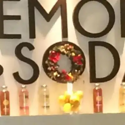 Lemon and Soda Café