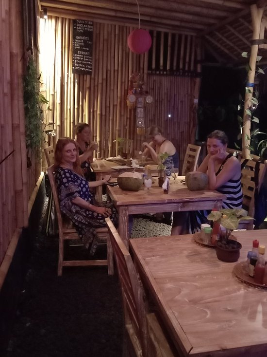 Green Melon Warung terdekat Restoran dan Tempat Makan Asia terdekat