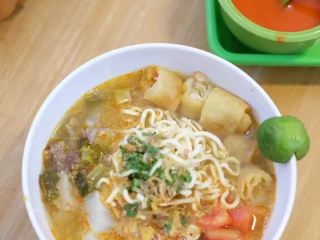 Gambar Makanan Soto Mie Bogor CMG 34 7