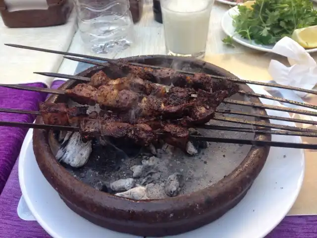Celal Usta Kebab House'nin yemek ve ambiyans fotoğrafları 3