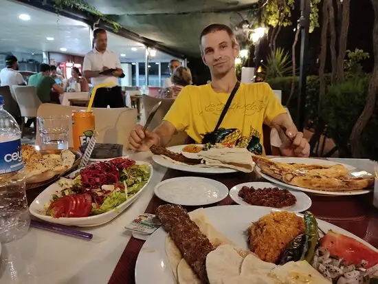 Zumrut Restaurant'nin yemek ve ambiyans fotoğrafları 5