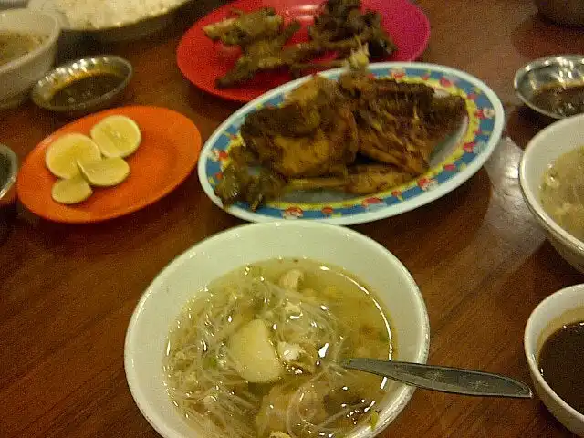 Gambar Makanan Rumah Makan Keluarga "Sulawesi Baru" - Ayam Goreng & Seafood 1