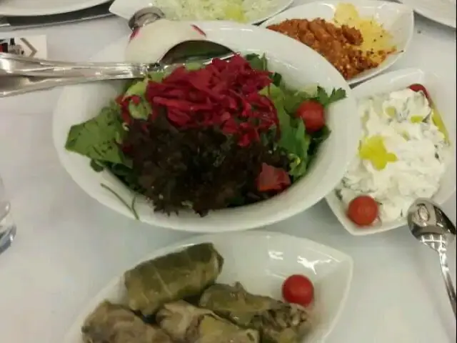 İzmir Balık & Et Restoran'nin yemek ve ambiyans fotoğrafları 33