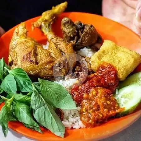 Gambar Makanan Pecel Ayam Dan Pecel Lele Dedi Jaya Mampang 1