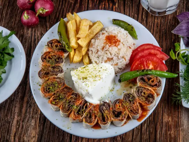 Mekan Közde Döner'nin yemek ve ambiyans fotoğrafları 15