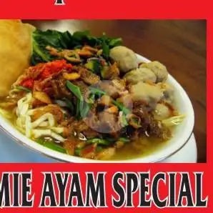 Gambar Makanan Warung Kallista Mie Ayam dan Bakso, Depati Hamzah 1