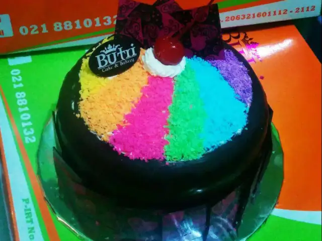 Gambar Makanan Bu Tri Cake & Bakery 11