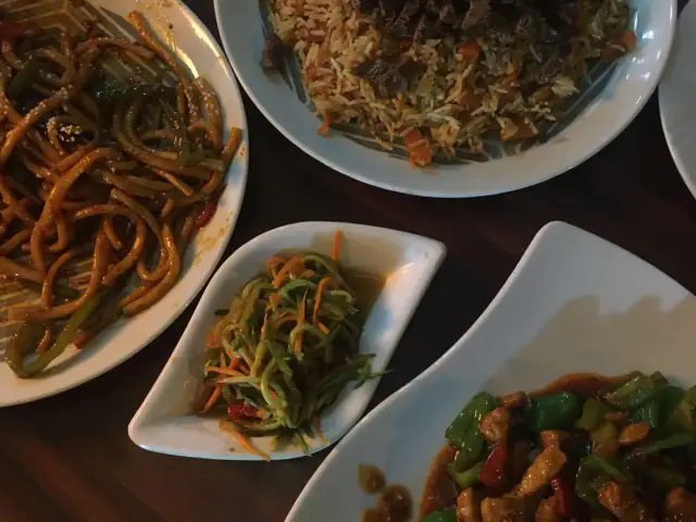 Akyol Uyghur Restaurant'nin yemek ve ambiyans fotoğrafları 13