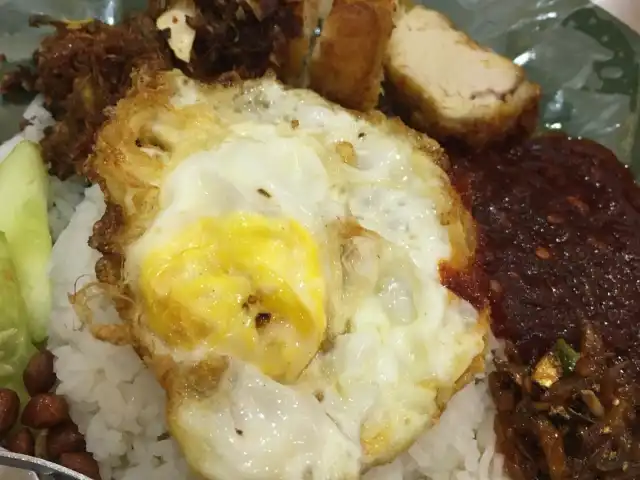 Nasi Lemak Tepi Jalan 1996 ( Setia Alam) Food Photo 15