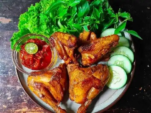 AYAM GORENG Batas KOTA