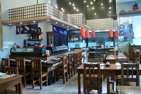 Shinsen Sushi Bar and Restaurant