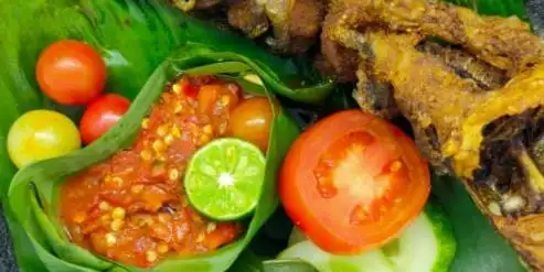 Pecel Lele Sambel Rampai