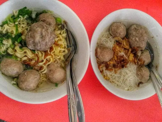 Gambar Makanan Bakso Daging Sapi Taman Solo 19