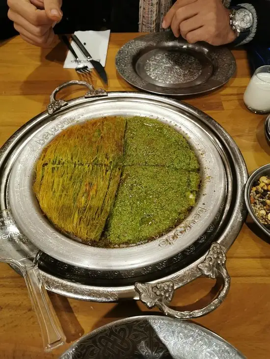 Beyzade Künefe'nin yemek ve ambiyans fotoğrafları 4