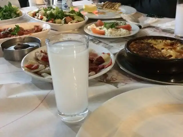 Kervansaray Önderin Yeri'nin yemek ve ambiyans fotoğrafları 1