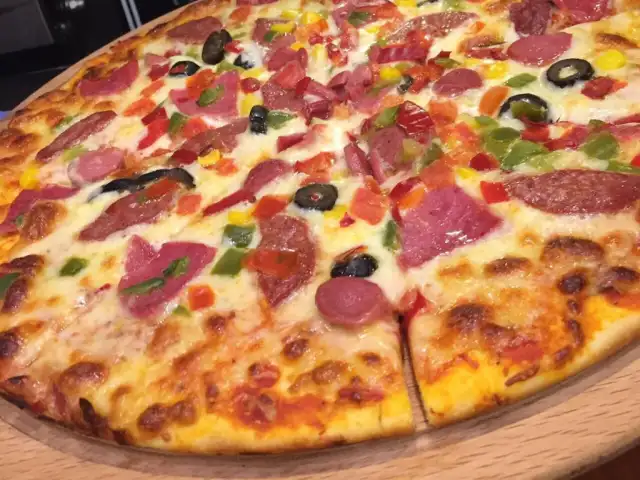 Yammi Makarna Salata Pizza
