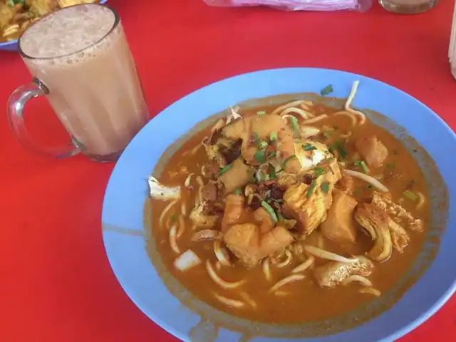 Mee Kari Tepi Sungai Food Photo 2