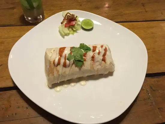 Gambar Makanan Frida's Burrito 15