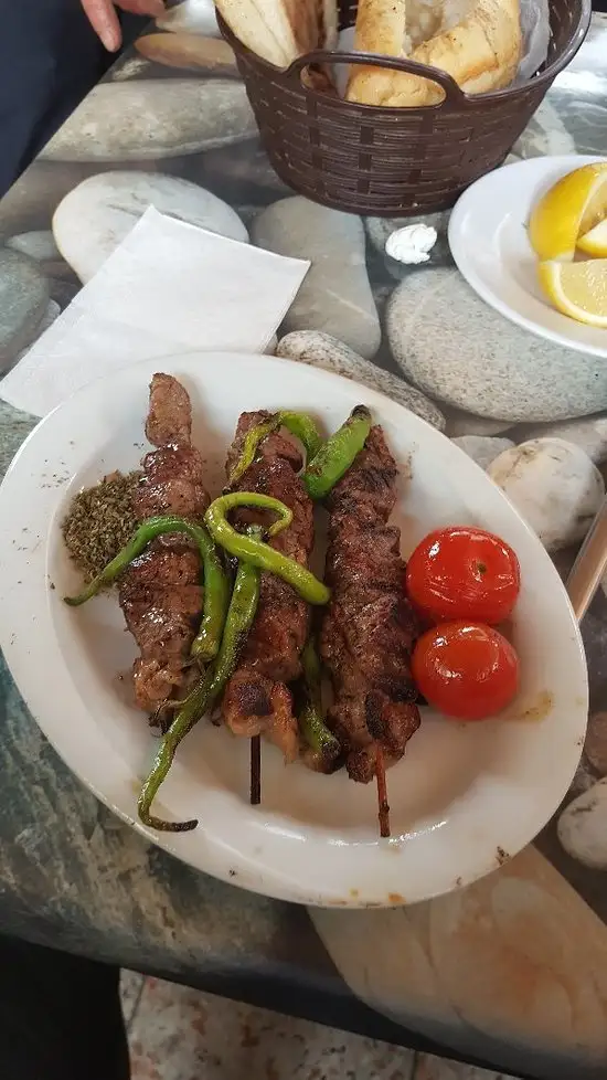 Köfteci Sadık Usta'nin yemek ve ambiyans fotoğrafları 6