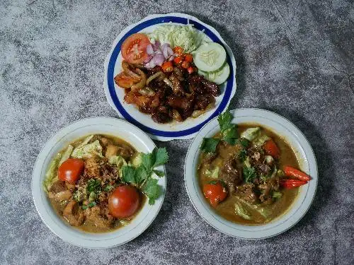 Tongseng & Daging Gongso Bu Amirah, Parangtritis