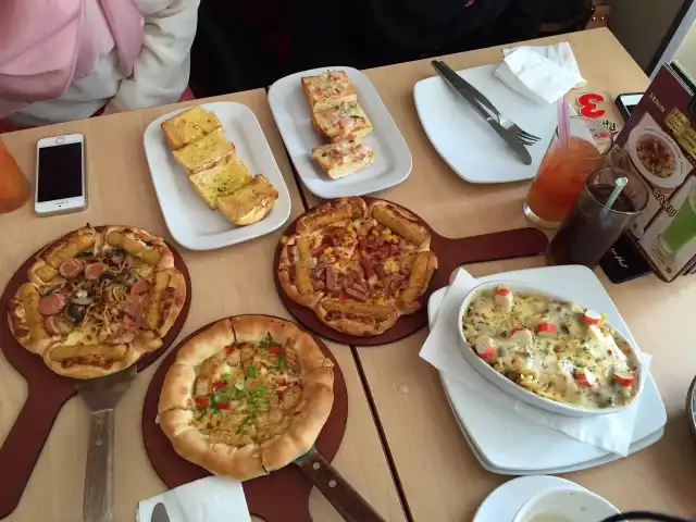 Gambar Makanan Pizza Hut 10