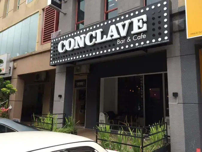 Conclave Bar & Cafe
