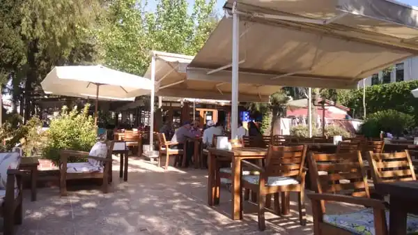 Address Restaurant &amp; Cafe Bar'nin yemek ve ambiyans fotoğrafları 1