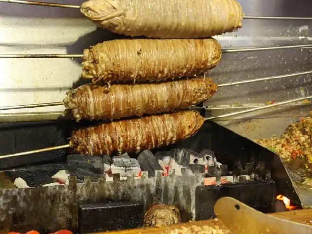 Kokoreççiler Kralı Zülfü Usta'nin yemek ve ambiyans fotoğrafları 16