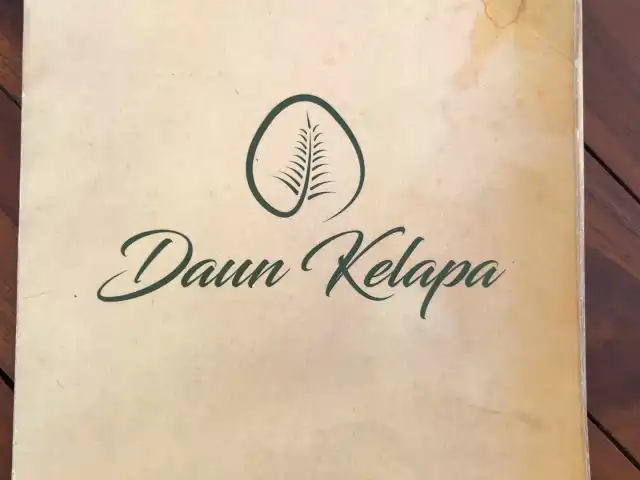 Gambar Makanan Daun Kelapa 10