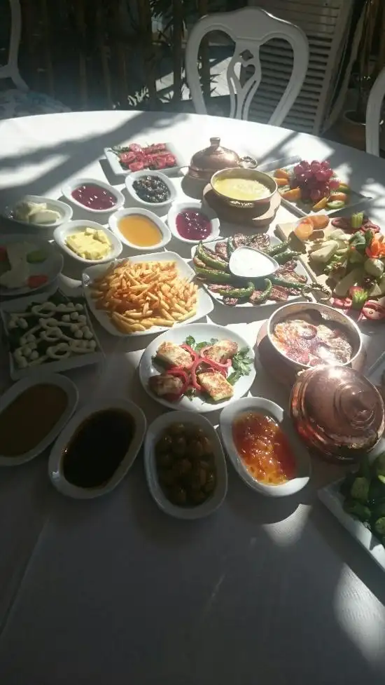 Nebil Restaurant'nin yemek ve ambiyans fotoğrafları 3