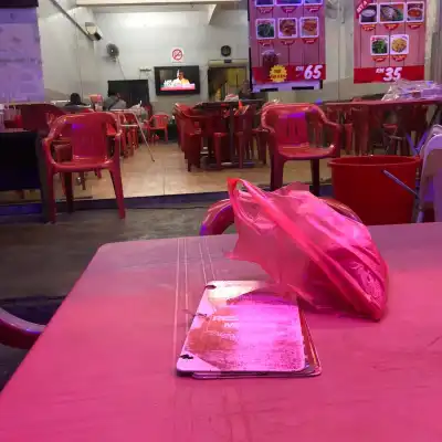 Restoran Merah Tomyam