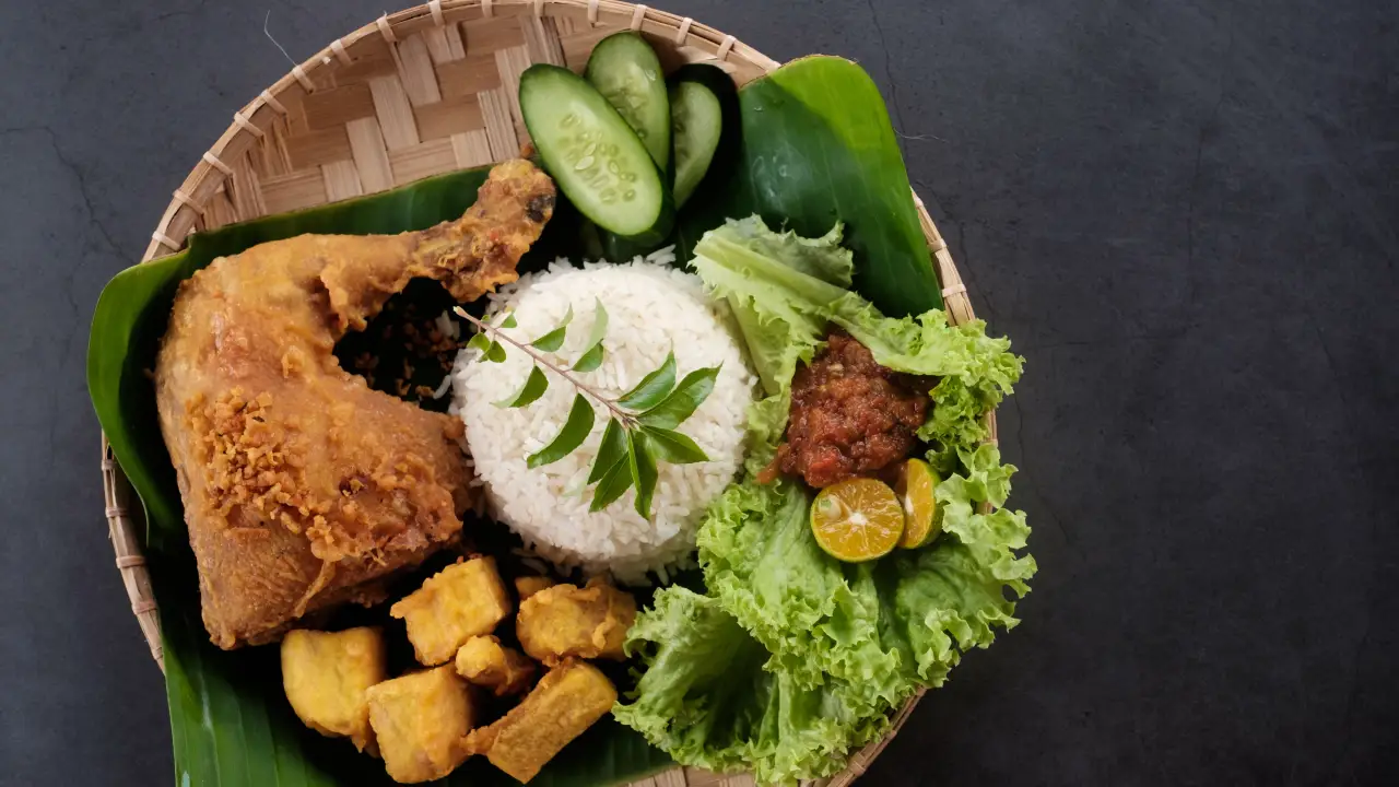 NASI AYAM BEREMPAH MEKSU