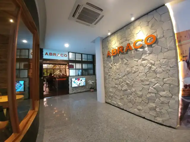 Gambar Makanan Abraco Bistro Bar 11