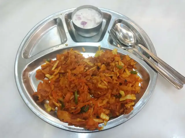 Saravanaa Bhavan Food Photo 8