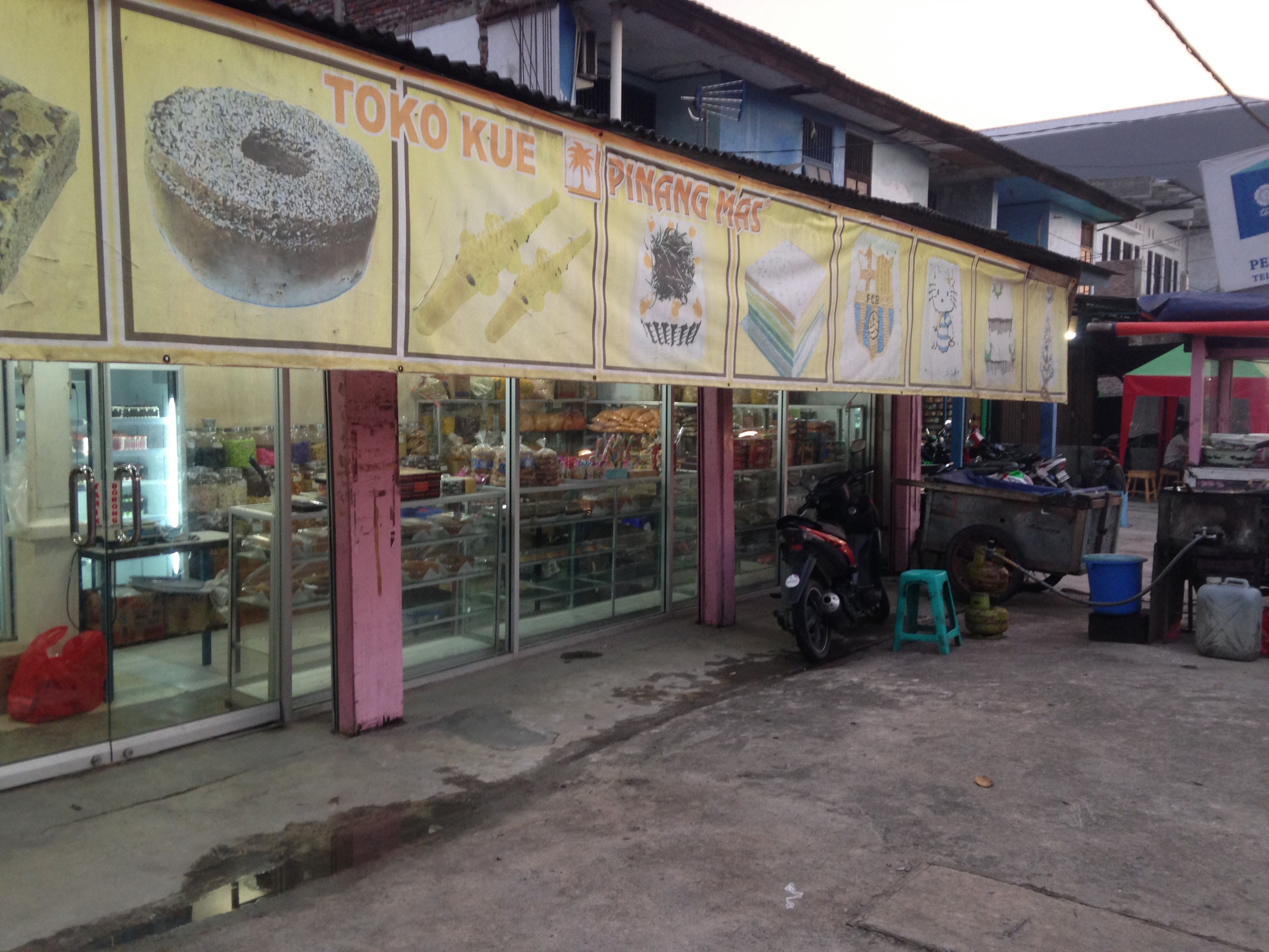 Toko Kue Pinang Mas Terdekat - Restoran Dan Tempat Makan Bakery ...