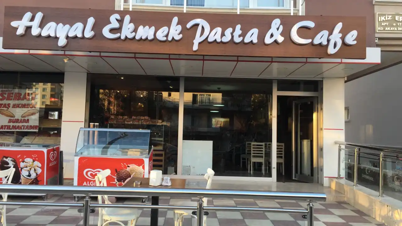 Hayal Ekmek Pasta & Cafe