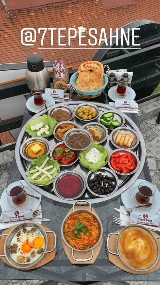 7tepe Sahne Cafe & Restoran'nin yemek ve ambiyans fotoğrafları 16