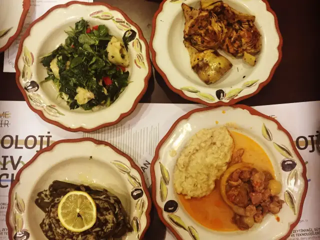 Beğendik Abi Lokantası'nin yemek ve ambiyans fotoğrafları 57