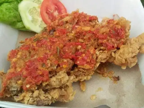 Ayam Penyet Sambel Jerit