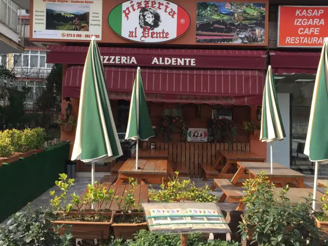 Pizzeria Al Dente'nin yemek ve ambiyans fotoğrafları 11