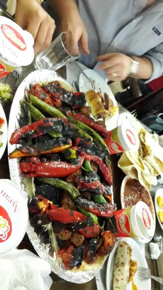 Ozel Urfa Kebap Salonu'nin yemek ve ambiyans fotoğrafları 6