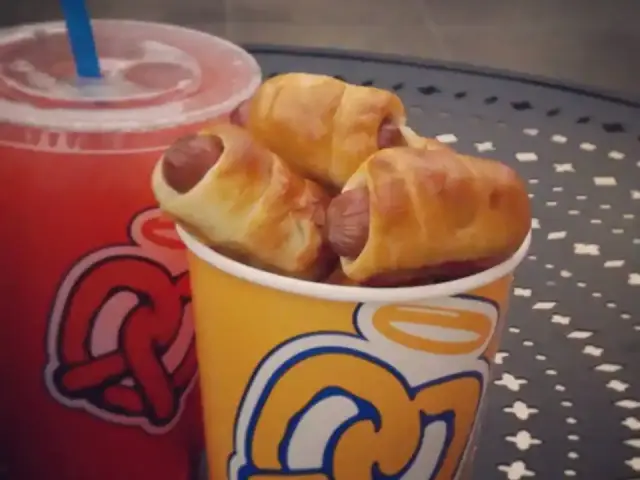 Auntie Anne's Food Photo 7