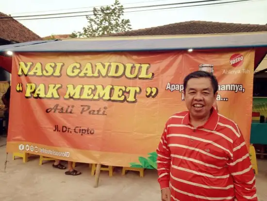 Gambar Makanan Nasi Gandul Pak Memed 12